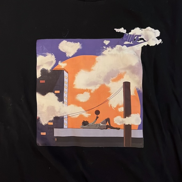 Nike shirt - Picture 2 of 3